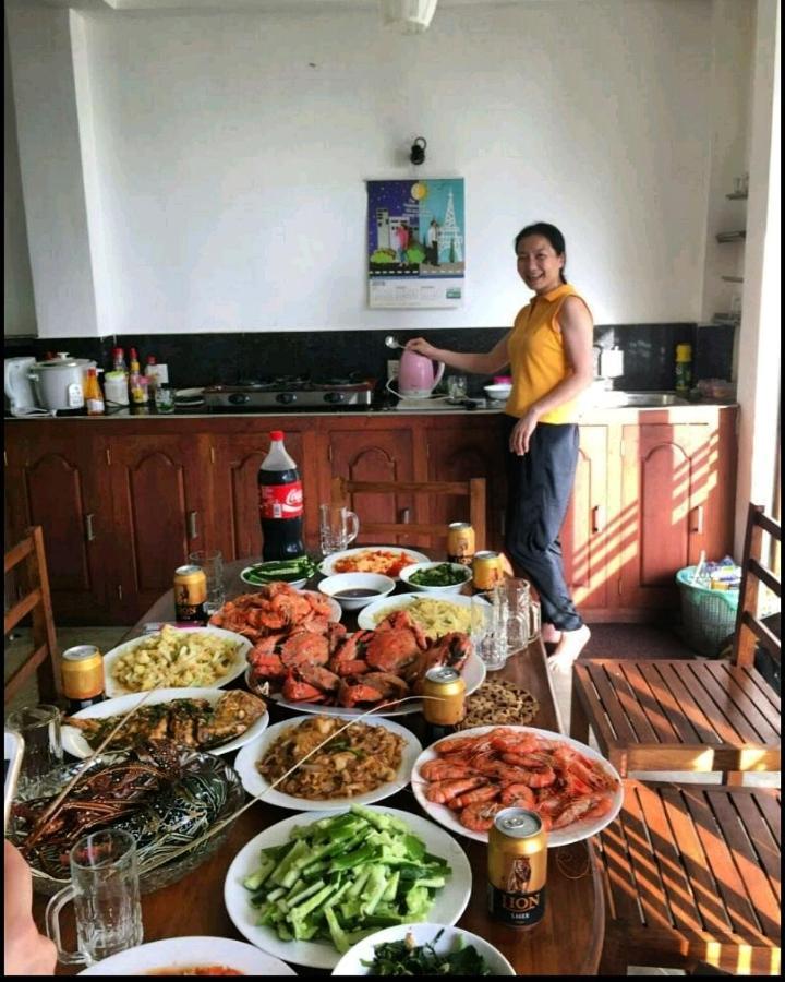 Ocean Breeze Villa Boossa ภายนอก รูปภาพ